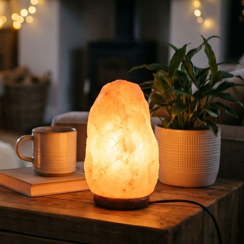 Symbolbild: The Body Source Salzlampe 2–3 kg